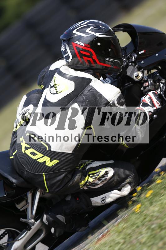 /45 10.08.2025 Plüss Moto Sport ADR/Freies Fahren/401